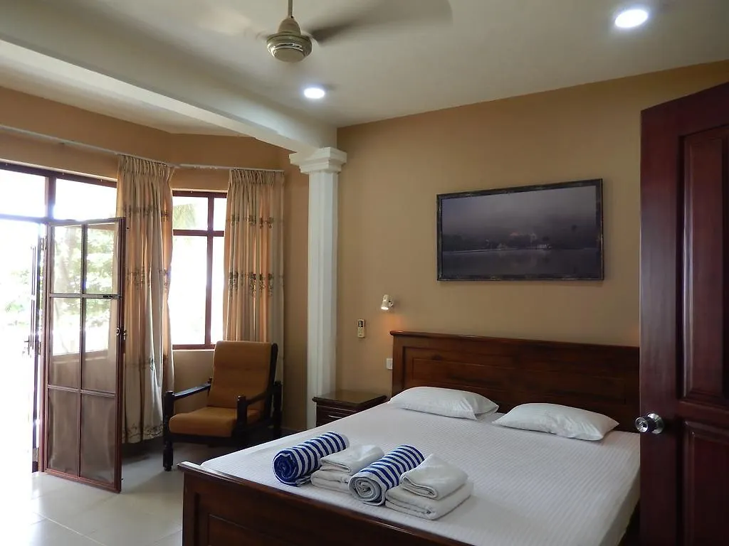 Janishi Residencies Hotell Negombo
